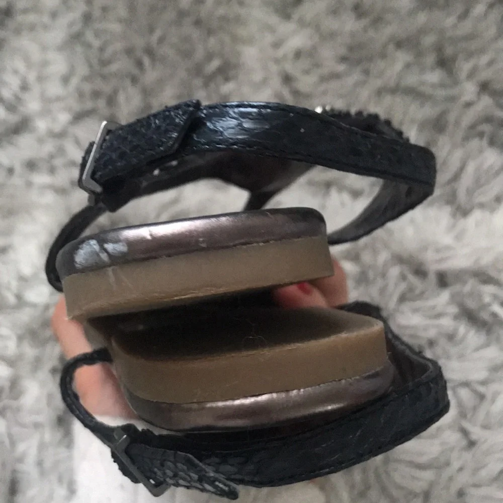 Vince Camuto Black Beaded Sandals Size 6.5